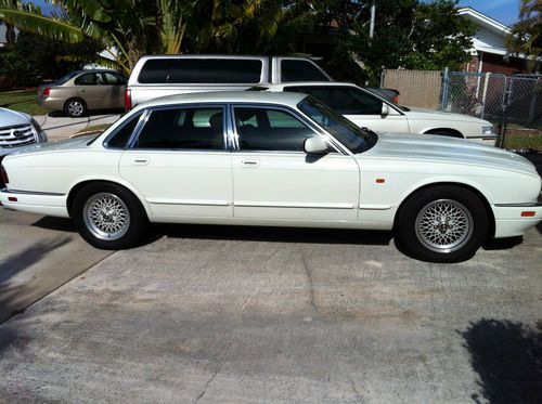 1995 jaguar xj6 base sedan 4-door 4.0l