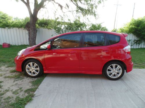 2010 honda fit sport hatchback 4-door 1.5l