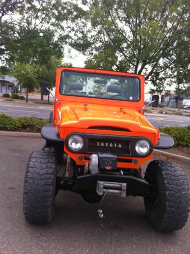 Toyota landcruiser rock crawler, image 2