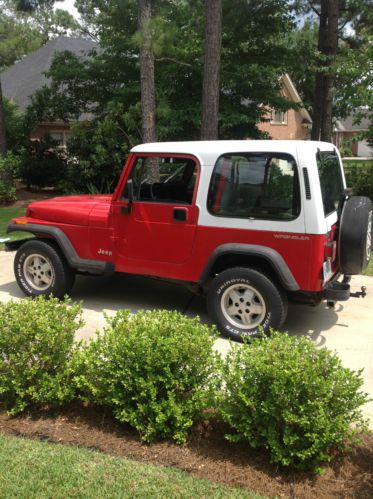 1995 jeep wrangler rio grande sport utility 2-door 2.5l