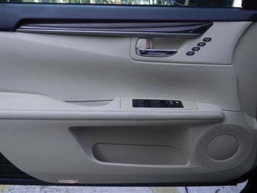 Luxury w/Nav 3.5L Bluetooth Signal mirrors - Turn signal in mirrors Compass, image 16