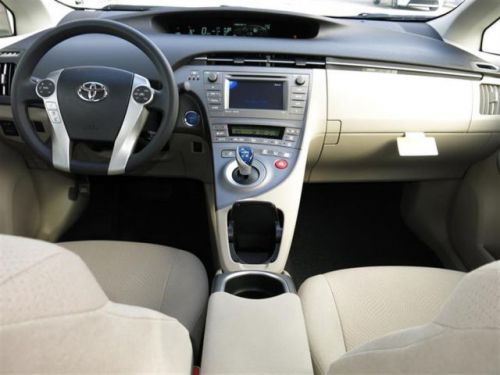 2014 Toyota Prius Three, US $29,219.00, image 3