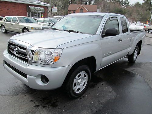 2007 toyota tacoma base extended cab pickup 4-door 2.7l
