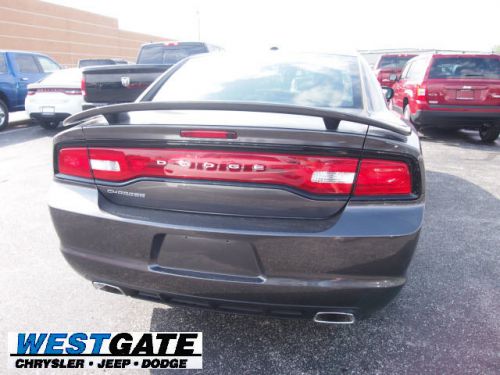 2014 dodge charger se