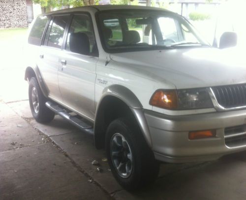 1998 mitsubishi montero sport ls sport utility 4-door 3.0l