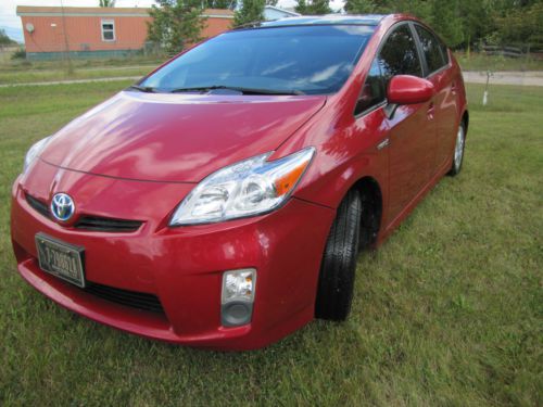 2010 toyota prius iv hybrid red loaded navigation solar/moonroof backup camera