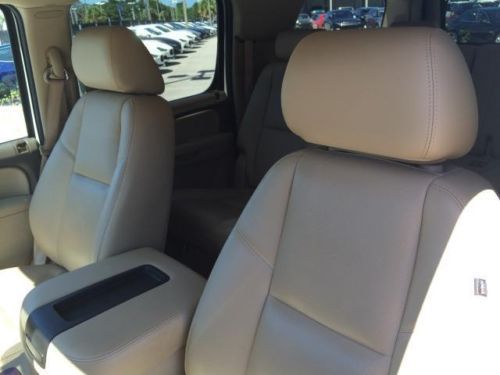 2010 Chevrolet Suburban 4X4 4dr 1500 3rd Row Seat 4-Wheel Disc Brakes ABS, image 14