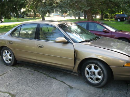 1998 oldsmobile intrigue gl 4 dr sedan