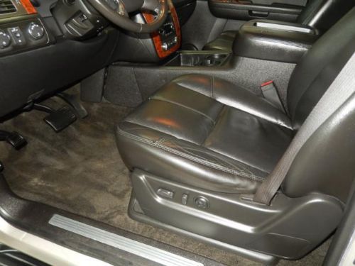 4X4 Crew Cab 5.3L Leather Heated Bucket Seats Sun Roof Remote Start Hard Cover, image 17