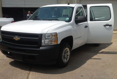 2009 chevrolet silverado 1500 white crew cab pickup