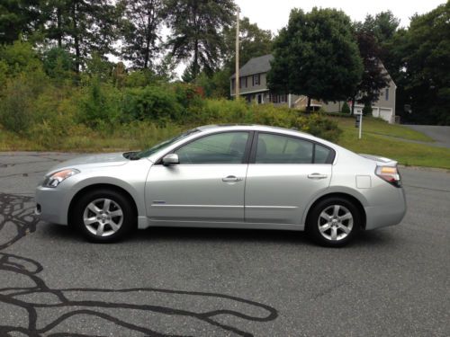 2008 nissan altima hybrid sedan 4-door 2.5l