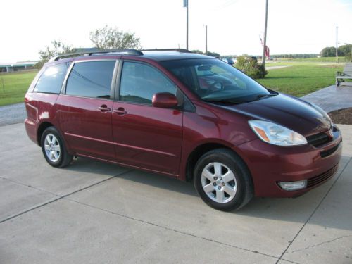 2004 toyota sienna xle 3.3 v6 !! no reserve high bid wins!!!