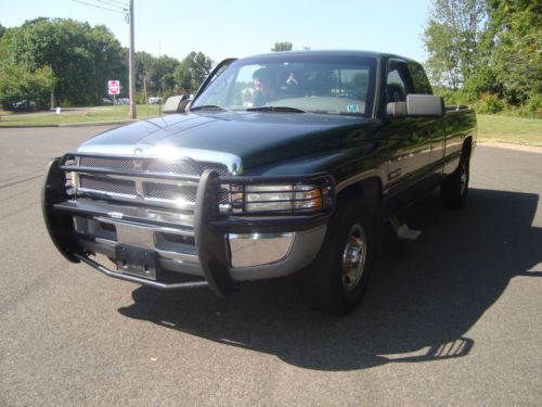 1998 dodge ram 2500 diesel!! tow beast!!!