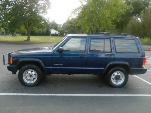 20000 jeep cherokee 4x4 low miles 56k government fleet (flood vehicle) (salvage)