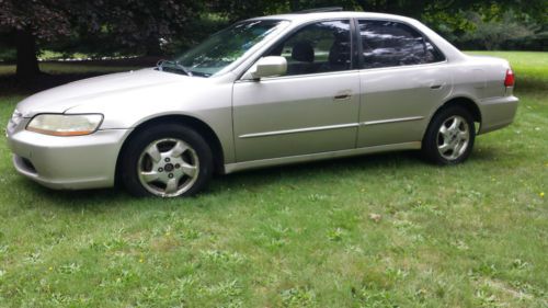 1999 honda accord ex sedan, auto, great running honda offered with no reserve!!!