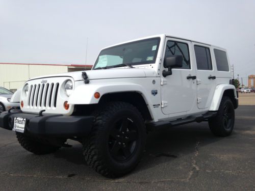 2012 jeep wrangler unlimited sahara sport utility 4-door 3.6l