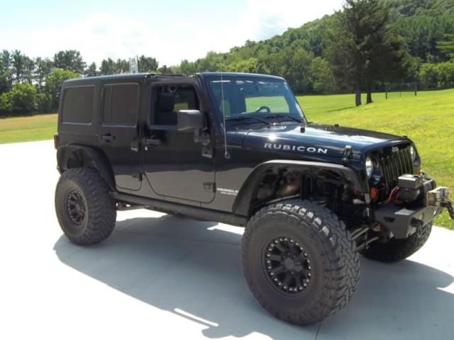 Jeep wrangler unlimited rubicon sport utility 4-do