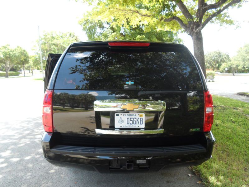 2012 chevrolet suburban ls