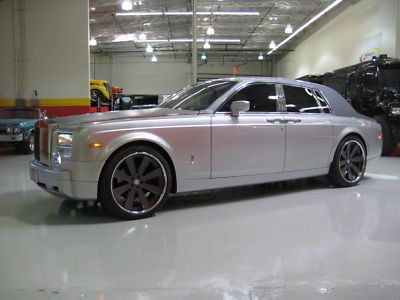 2004 rolls royce phantom sedan silver