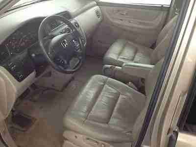 LEATHER SEATS 7-PASSENGER JUST TRADED, image 5