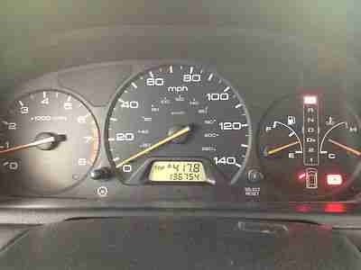 LEATHER SEATS 7-PASSENGER JUST TRADED, image 6