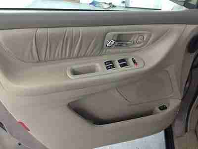 LEATHER SEATS 7-PASSENGER JUST TRADED, image 10