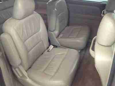 LEATHER SEATS 7-PASSENGER JUST TRADED, image 16