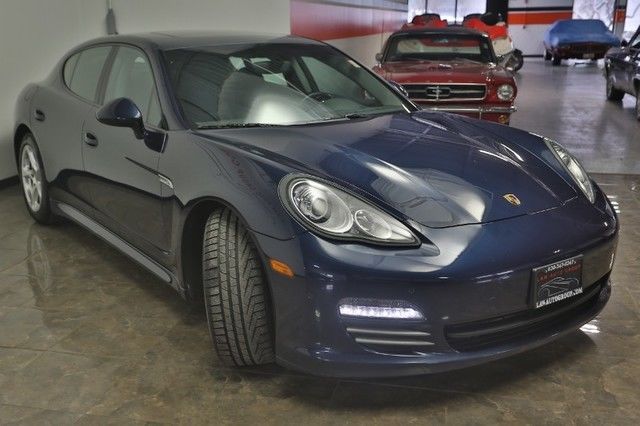 2011 porsche panamera 4dr hatchback