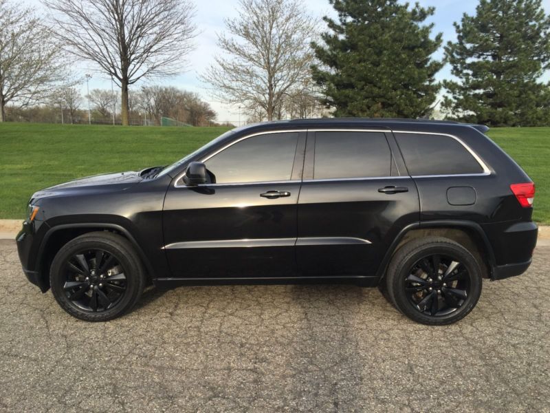 2013 jeep grand cherokee black hawk