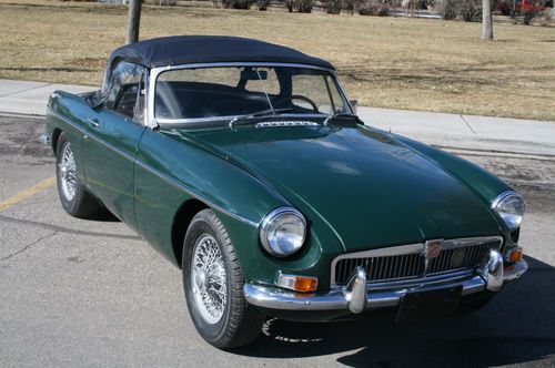 Mgb roadster `1967 5speed