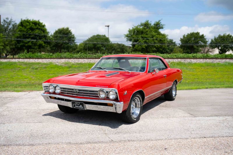 1967 chevrolet chevelle malibu 5-speed