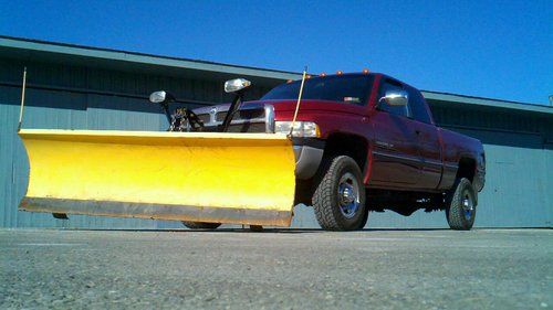 1997 dodge ram 2500 slt extended cab pickup with plow 117k miles!!