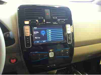 2012 Dealer DEMO Nissan Leaf Clean CarFax SAVE BIG, image 19