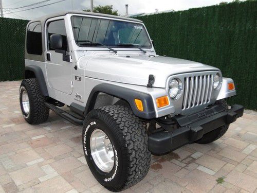 04 jeep x 4x4 4wd v6 very clean hard top florida driven manual stick wrangler