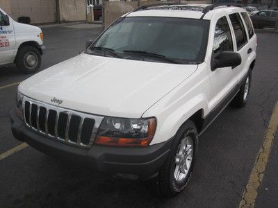 New trade 1 owner 4x4 sunroof alloys new tires super clean drive it home!