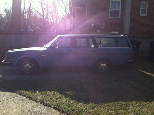 82 volvo 240 wagon