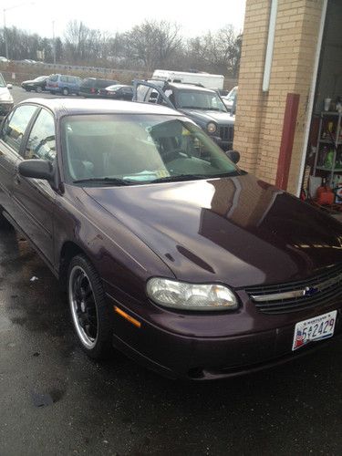 2000 chevrolet malibu chevy prestige condition!! no reserve