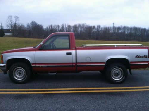 1988 chevrolet truck, k1500 fleetside, 66,200 orig mi. 350, 4x4,  great truck