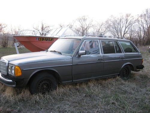 Mercedes benz 300sel turbo diesal automatic station wagon 1981