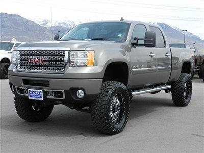 Crew cab slt 4x4 denali duramax diesel custom new lift wheels tires nav roof