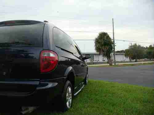 2005 Dodge Grand Caravan Braun Wheelchair Van, US $12,500.00, image 10