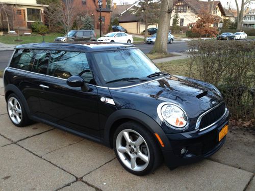 2009 clubman s -6 speed heated seats ipod bluetooth low miles one owner