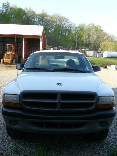 2000 dodge dakota base standard cab pickup 2-door 3.9l