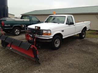 1997 ford f-250 xl standard cab pickup 2-door 7.3l