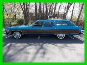 1975 custom cruiser wagon/ spectre blue/ loaded and original/ original spare !!