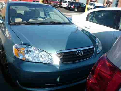 2006 Toyota Corolla LE Sedan 4-Door 1.8L, image 3