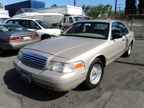 1998 ford crown victoria, no reserve