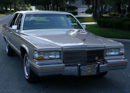 Mint pristine  luxury survivor -1991 cadillac fleetwood brougham - 60k mi