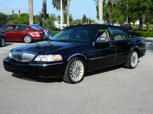 2003 lincoln town car signature sedan 4d