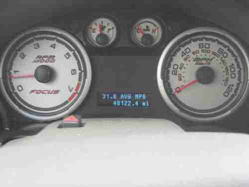 2009 Ford Focus SE Sedan 4-Door 2.0L, image 6